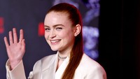 Bahkan Taylor Swift pun tak bisa memungkiri pesona Sadie Sink! (Foto: Getty Images/Theo Wargo)