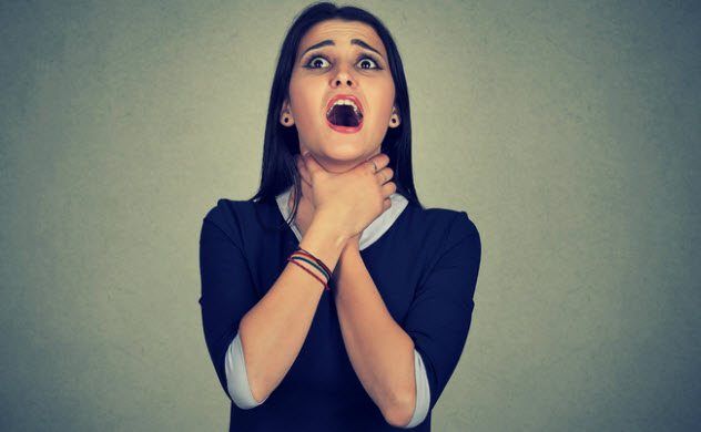 7 Rasa Takut Makan Ini Nyata, Ada yang Takut Ngobrol Saat Makan!