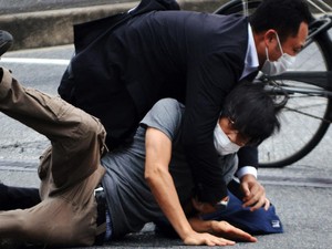 Pembunuh Shinzo Abe Ngaku Incar Pejabat Senior Kelompok Agama di Jepang