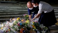 Tak lama setelah Abe tumbang, polisi menangkap seorang pria terkait penembakan Abe. Dilansir CNN, foto-foto penangkapan pria itu tersebar di media sosial. Pria yang belakangan diketahui sebagai eks angkatan laut Jepang.