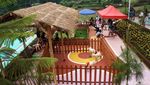 Menikmati Taman Bunga dan Bangunan Ala Kremlin di DCastello, Subang