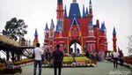 Menikmati Taman Bunga dan Bangunan Ala Kremlin di DCastello, Subang
