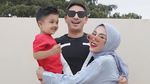 10 Momen Kulineran Medina Zein Bareng Suami hingga Teman-teman