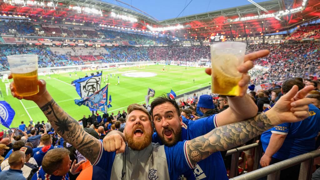 Piala Dunia 2022: Qatar Larang Alkohol di Dalam Stadion, tapi...