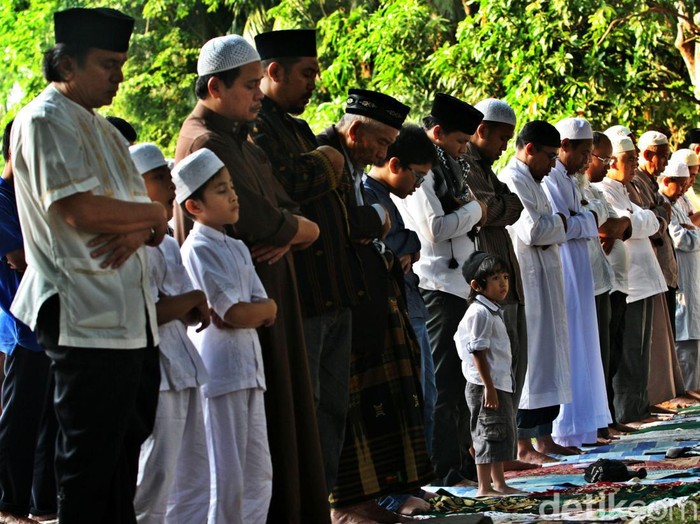 Jadwal Sholat Jakarta dan Sekitarnya Hari Ini 10 Juli 2022
