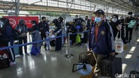 Penumpang di stasiun tersebut  mengalami peningkatan hingga 14.300 orang.