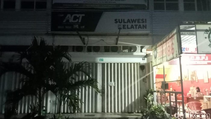 Kantor ACT Cabang Sulsel di Kota Makassar tutup sementara.