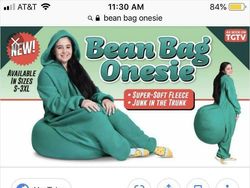 Kumpulan Benda Aneh yang Dijual Online, Minat Beli?