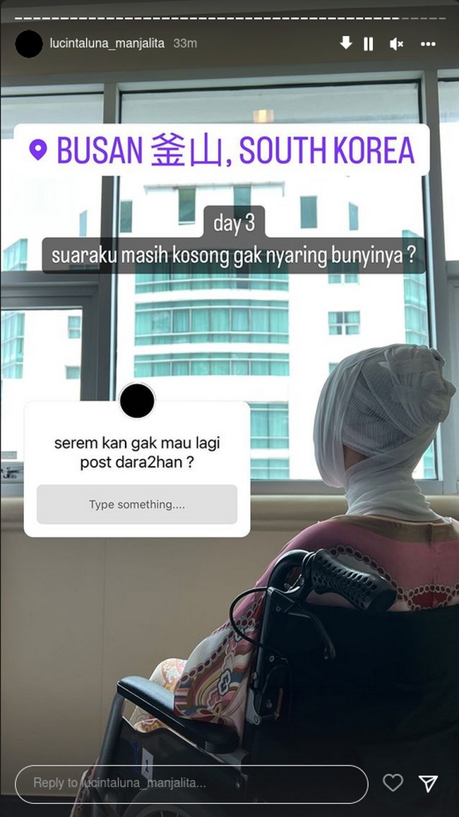 Dalam postingannya di Instagram, Lucinta Luna mengaku ingin operasi pemotongan leher, bedah wujud, dan pembuangan khodam. Artis tersebut menyebutkan jika ia ingin mengembalikan suaranya jadi merdu lagi. Foto: Instagram @lucintaluna_manjalita