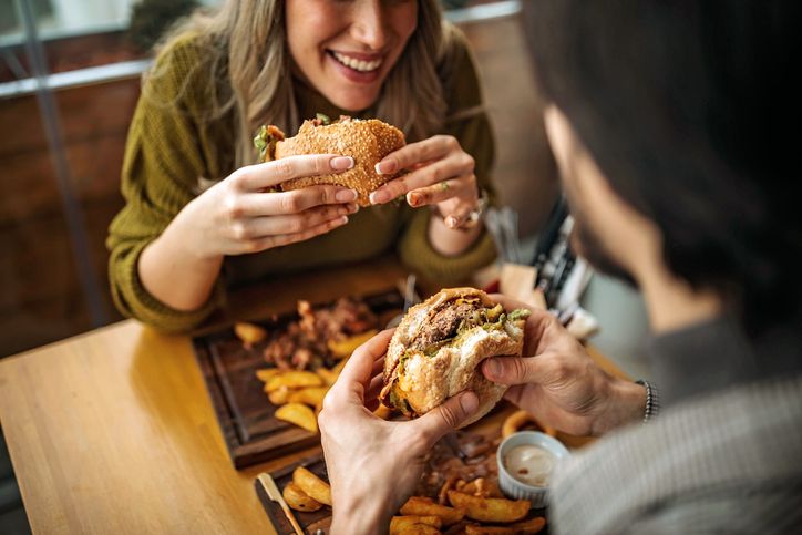 Jika Terlalu Banyak Dikonsumsi, 5 Makanan Ini Bisa Ganggu Fungsi Hati