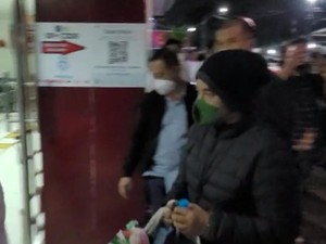 Penampakan Mas Bechi Saat Tiba di Rutan Medaeng