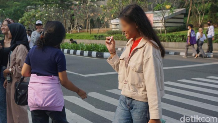 Sudinkes Jakpus Sebut Taman Dukuh Atas Harusnya Bebas Rokok!