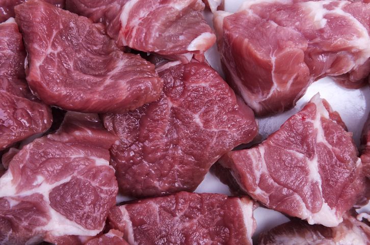 Bolehkah Membagikan Daging Kurban Kepada Non Muslim? Ini Kata MUI
