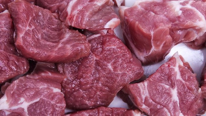 Non muslim menerima daging kurban Bolehkah Membagikan Daging Kurban Kepada Non Muslim? Ini Kata MUI