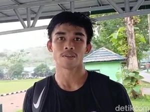 Pemain PSM Makassar Rizky Eka Kurban Sapi di Hari Raya Idul Adha
