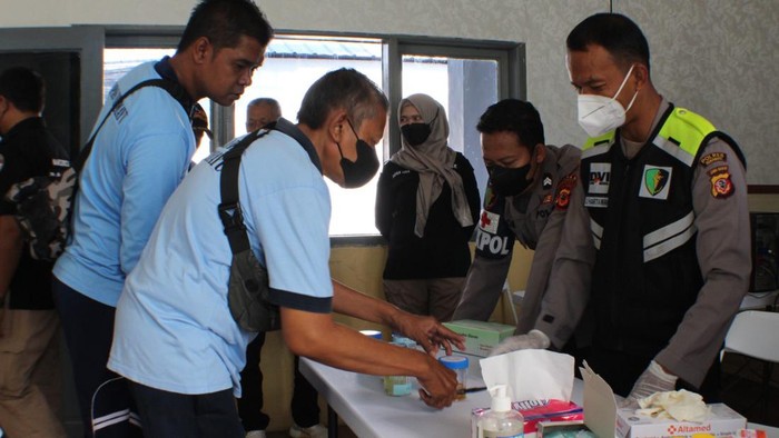 Petugas Lapas Indramayu jalani tes urine