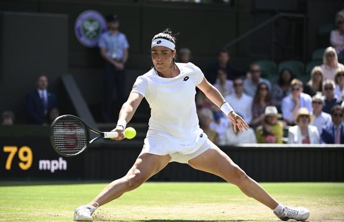 Tennis - Wimbledon - All England Lawn Tennis and Croquet Club, London, Britain - July 7, 2022  Tunisias Ons Jabeur in action during her semi final match against Germanys Tatjana Maria REUTERS/Toby Melville