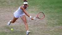 Laga semifinal Wimbledon itu dihelat pada Kamis (7/7) malam WIB. REUTERS/Hannah Mckay