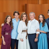 Putri Iman merupakan anak kedua dari pasangan Raja Abdullah II dan Ratu Rania. Ia lahir pada 27 September 1996. Foto: Instagram/@queenrania