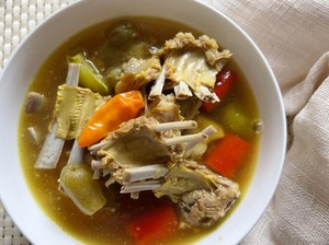 5 Resep Asem-Asem Daging yang Kuahnya Bening Asam Pedas Menyegarkan