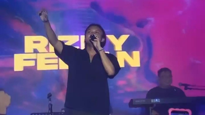 Rizky Febian