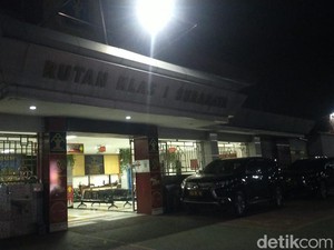 Mas Bechi Ditahan di Rutan Medaeng Sebelum Diserahkan ke Kejaksaan