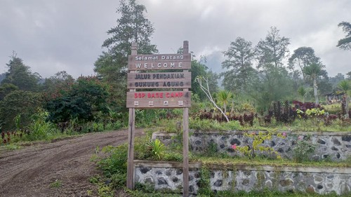 Salah satu jalur pendakian ke Gunung Agung melalui SGP (sewarung gawe puregae) di Desa Pempatan, Kecamatan Rendang, Karangasem, Bali.