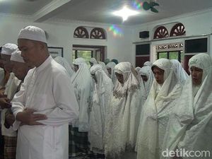 Jemaah Naqsabandiyah di Padang Rayakan Idul Adha Hari Ini