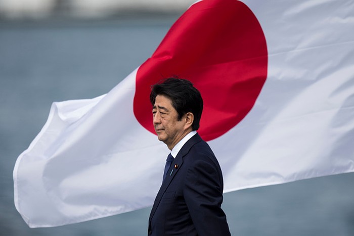Kabar mengejutkan datang dari mantan Perdana Menteri Jepang Shinzo Abe yang ditembak di bagian dadanya saat berpidato di Kota Nara, Jepang, Jumat (8/7/2022). Begini Sosoknya