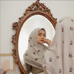 Tutorial Hijab Segi Empat Simpel dan Mudah Dipakai untuk Idul Adha 2022 Tutorial Hijab Segi Empat Simpel dan Mudah Dipakai untuk Idul Adha 2022