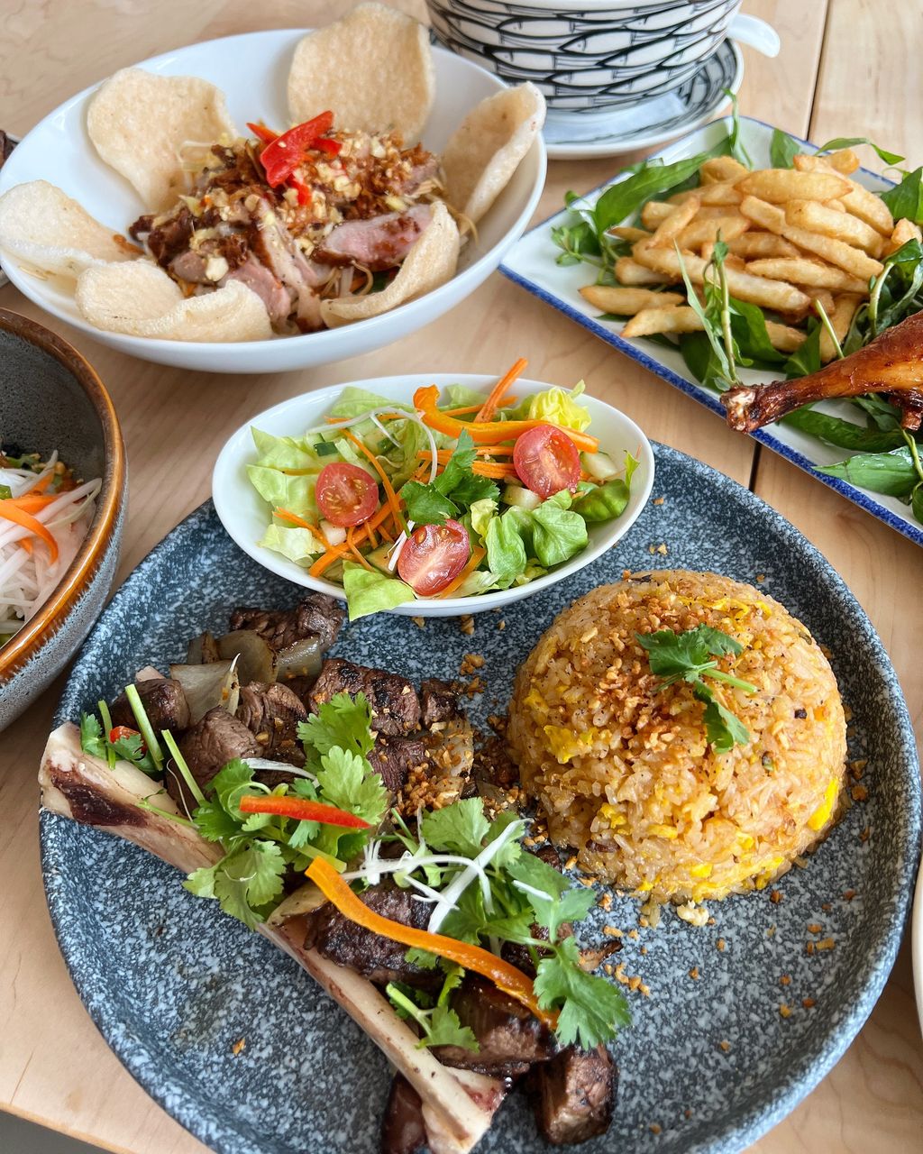 Demi Dapatkan Uang, Penipu Ini Ancam Tinggalkan Ulasan Buruk di Restoran
