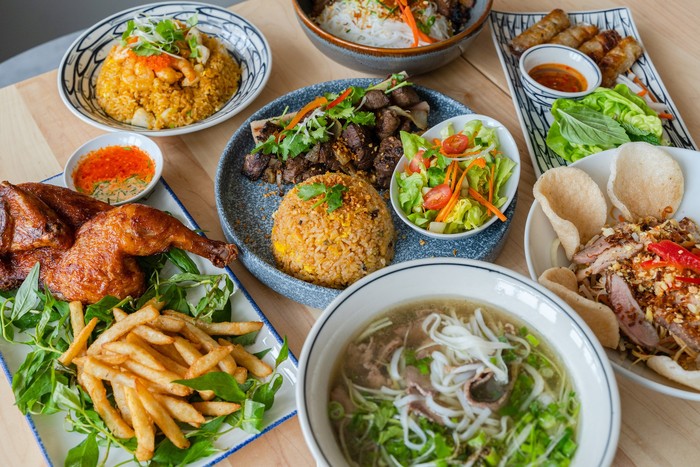 Demi Dapatkan Uang, Penipu Ini Ancam Tinggalkan Ulasan Buruk di Restoran