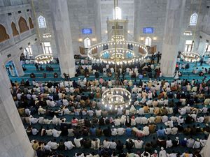 Bacaan Tahiyat Awal dan Akhir Sampai Salam Sesuai Sunnah