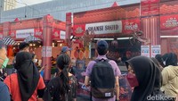 Kalau ke PRJ, jangan lupa mampir ke Shansi Squid. Tempat penjual sate cumi dan gurita ukuran besar yang bikin kenyang. Foto: detikFood