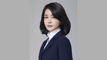 Ia memiliki perusahaan perencanaan pameran seni. Foto: Dok. People Power Party