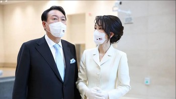 Pada Maret 2012, Kim Keon Hee menikah dengan Yoon Suk Yeol. Foto: Dok. Kantor Kepresidenan Korea Selatan