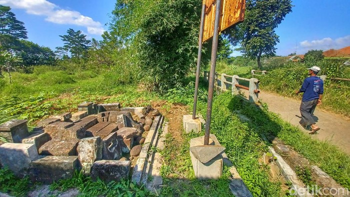 Kondisi Candi Bojongemas di Solokanjeruk, Kabupaten Bandung Kondisi Candi Bojongemas di Solokanjeruk, Kabupaten Bandung