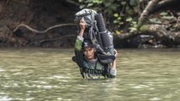 Ketika melakukan monitoring, mereka berjalan kurang lebih delapan kilometer dari titik awal untuk sampai di daerah Citadahan atau sebelum masuk hutan. Kemudian tim dibagi menjadi beberapa kelompok. Tim tracker berjalan duluan untuk membuka akses jalan, selanjutnya tim navigator bertugas memeriksa titik lokasi camera trap dan terakhir adalah tim pembawa logistik.