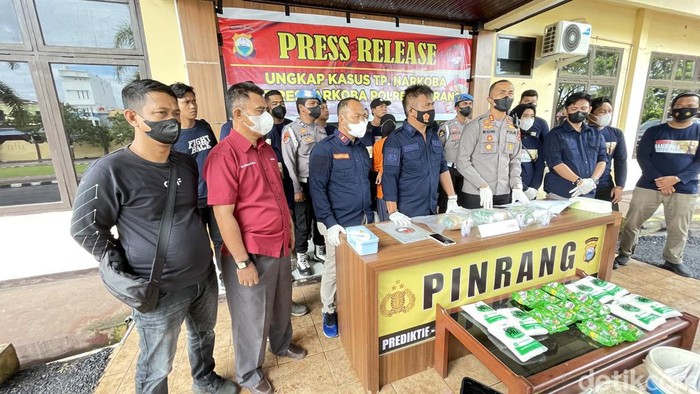 Rilis kasus narkoba 3 kg di Polres Pinrang