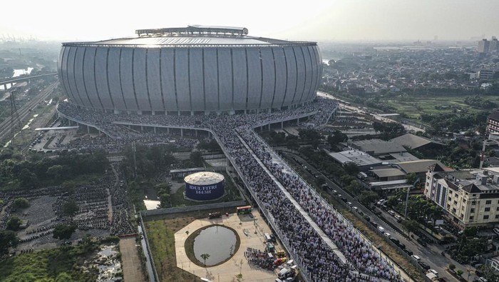 Serba-serbi Sholat Idul Adha 2022 di JIS, Cek Selengkapnya Sholat Idul Adha di JIS akan dilaksanakan besok, Minggu (10/7/2022). Jakarta International Stadium (JIS) adalah stadion baru yang berlokasi di Jakarta Utara.