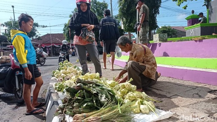 Setiap menjelang hari Raya Iduladha 1443 H, sejumlah kalangan mendapatkan keberkahan tersendiri.