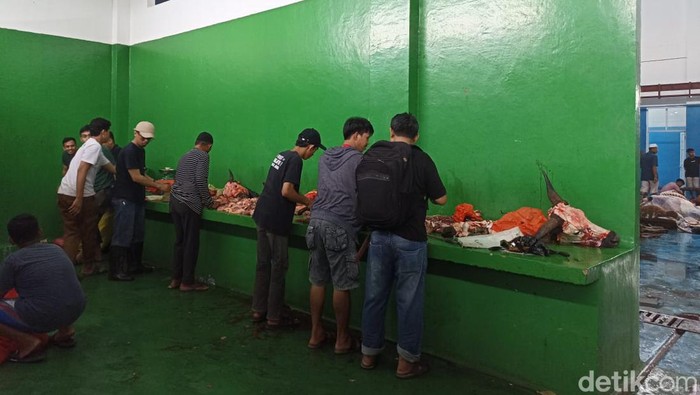 Aktivitas di RPH Tamangapa, Kecamatan Manggala, Makassar.