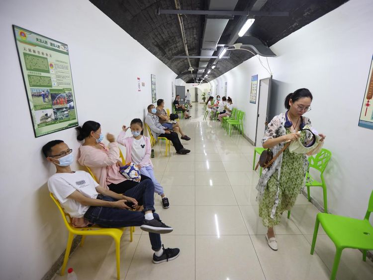 Begini Jadinya Saat Bunker di China Jadi Tempat Ngadem Warga