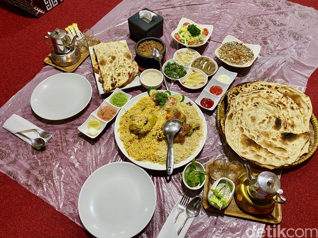 Hadrami House, restoran Timur Tengah dengan menu andalan nasi mandhi kambing yang nikmat.