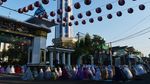 Khusyuk, Intip Pelaksanaan Salat Idul Adha di JIS-Tugu Khatulistiwa