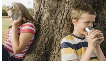 Kembali ke zaman telepon pakai kaleng dan tali. Foto: Twitter