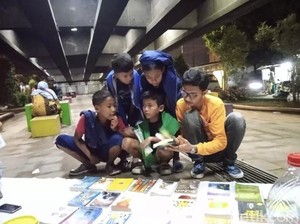 Komunitas Lamun, Bidik Misi Membumikan Sastra di Karawang