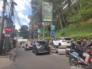 Truk-Bus Dilarang Lewat Jalur Alternatif ke Lembang Saat Libur Nataru
