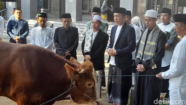 Plh Walkot Bogor Salat Idul Adha di Masjid Raya Bogor