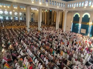 Tata Cara Sholat Idul Adha Lengkap Bacaan Niat